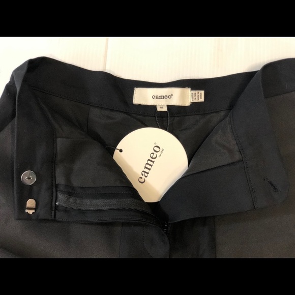 Nasty Gal Cameo Black High-Waisted Short Size M - Picture 10 of 11